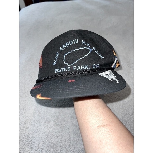 Vintage ESTES PARK Black Southwestern Print Snapback Adult OSFA Trucker Hat - Picture 1 of 6